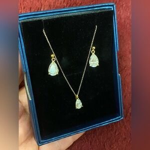 💥14 K Gold set with Moissanites 💥 stones 💥